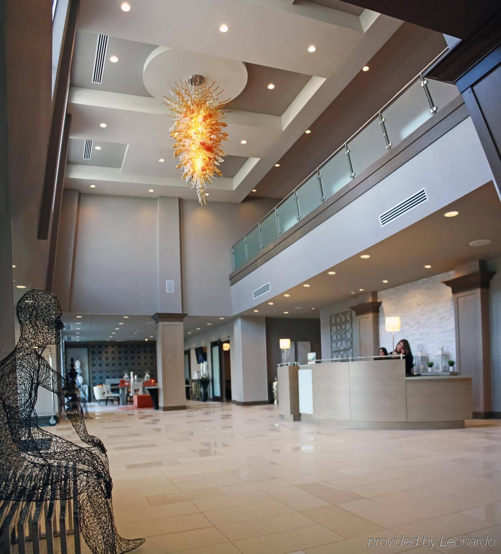 Holiday Inn Hotel & Suites Davenport By Ihg Exterior photo